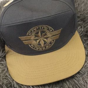SnapBack Brand new Captain marvel